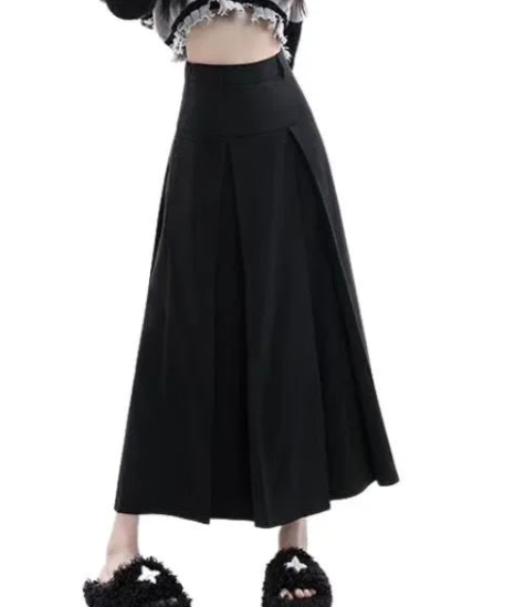 Pleated Skirt
