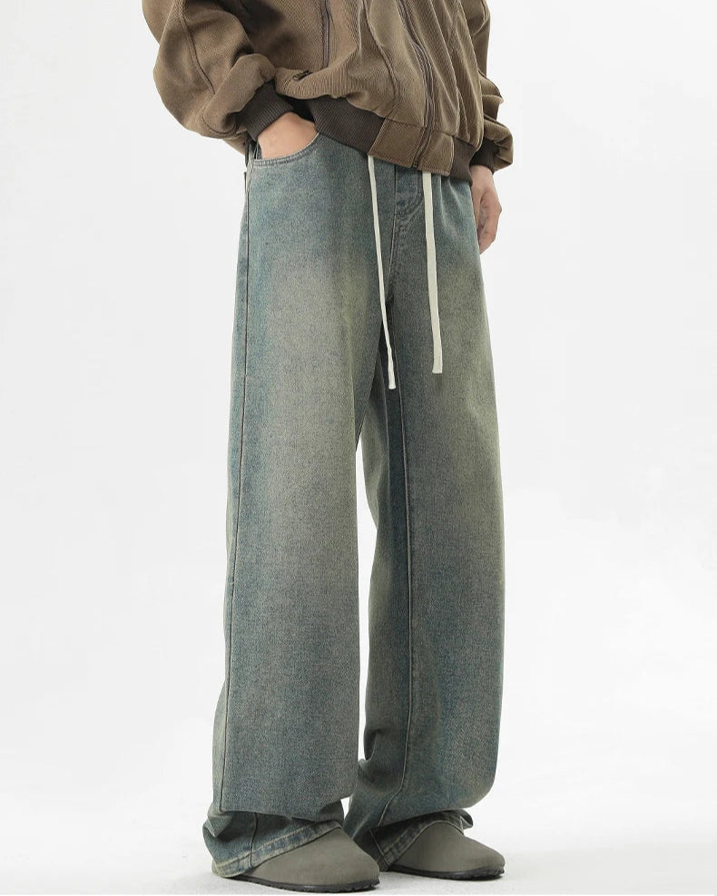 Distressed Loose Jeans